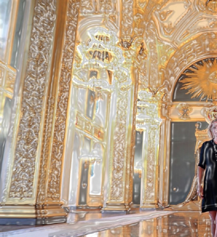 Fă-te-n laturi, măi, kremline